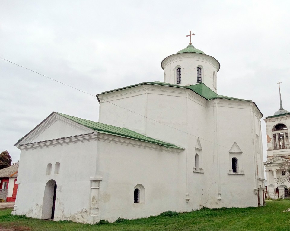 Нежин. Церковь Михаила Архангела. фасады