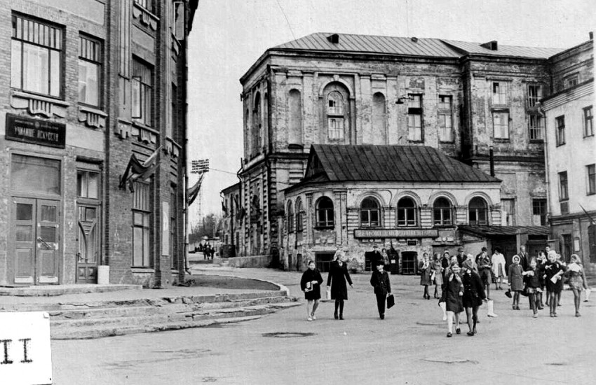 Собор Спаса Нерукотворного Образа, Вятка (Киров) (Вятка (Киров), город, Кировская область). архивная фотография, Спасский собор, вид с юго-запада. 1970-е гг. ГАСПИКО, фонд Лысовых