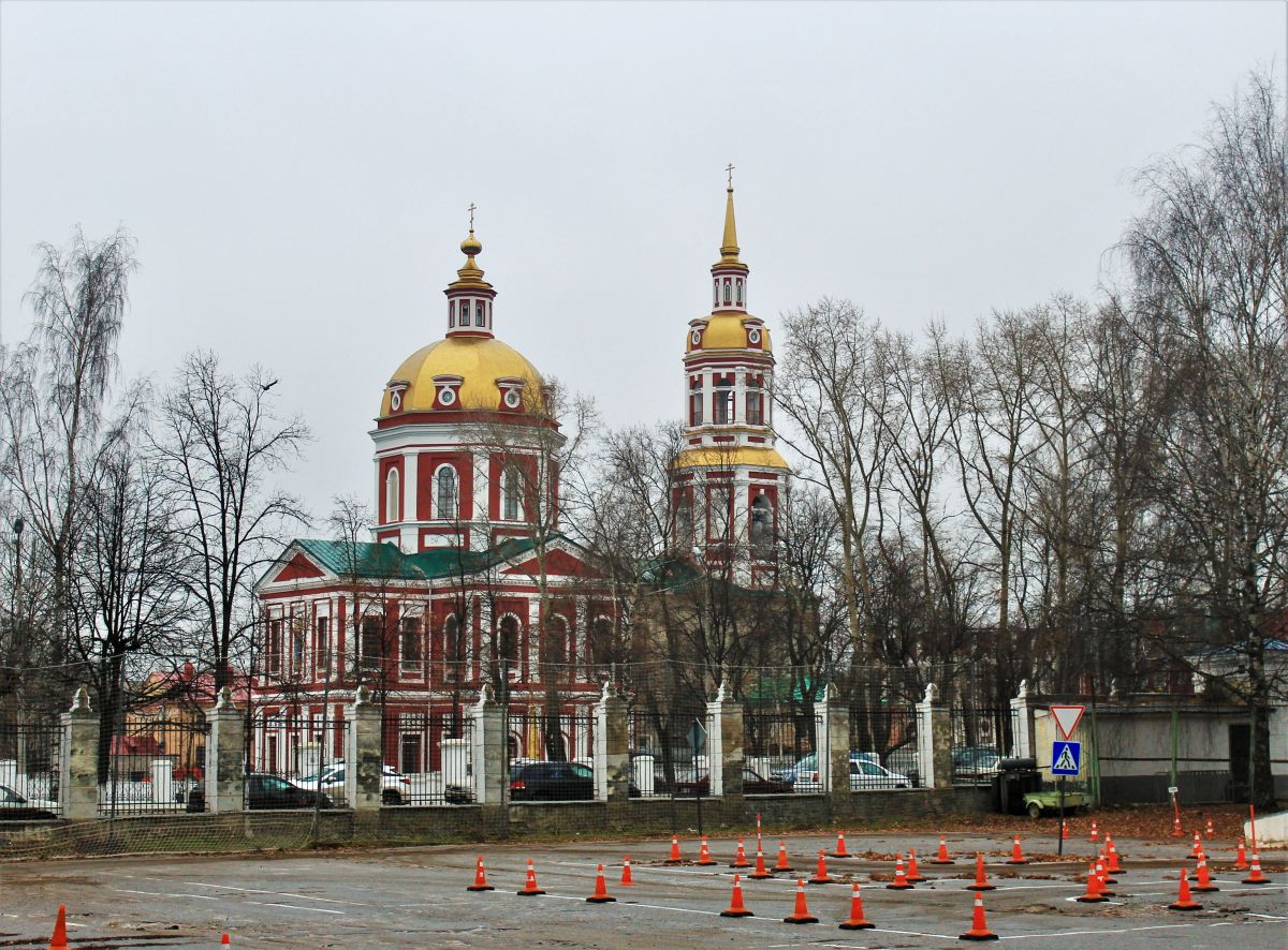 Собор Спаса Нерукотворного Образа, Вятка (Киров) (Вятка (Киров), город, Кировская область). общий вид в ландшафте, Вид от Преображенского монастыря
