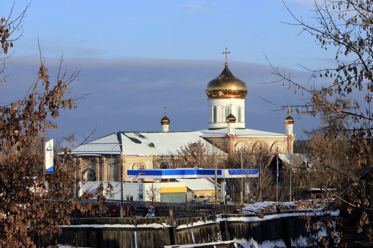 Собор Сошествия Святого Духа, Слободской (Слободской район, Кировская область). общий вид в ландшафте