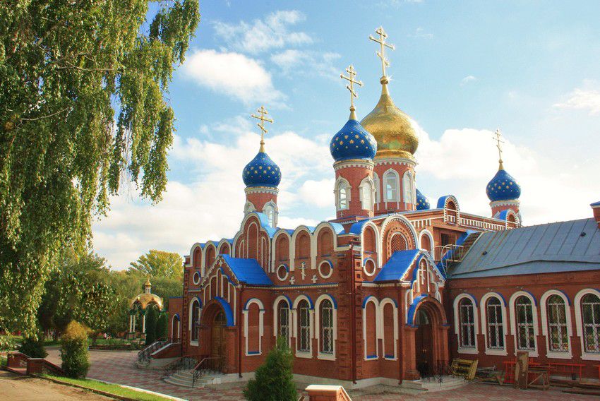 Самара. Воскресенский мужской монастырь. Собор Воскресения Христова. фасады