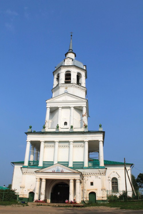 Церковь Троицы Живоначальной, Кстинино (Кирово-Чепецкий район, Кировская область). фасады