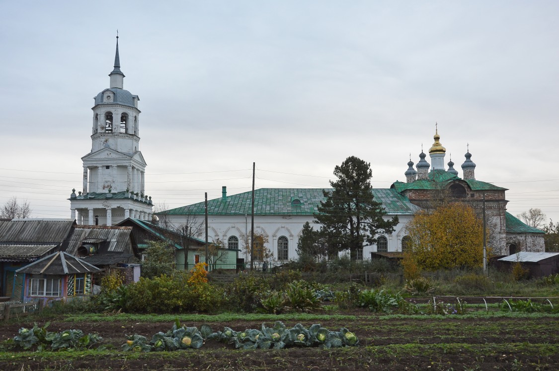 Церковь Троицы Живоначальной, Кстинино (Кирово-Чепецкий район, Кировская область). фасады