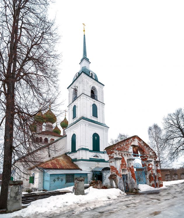 Церковь Троицы Живоначальной, Новое (Некрасовский район, Ярославская область). архитектурные детали