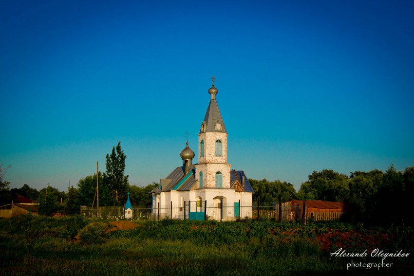 Коршуновка. Церковь Николая Чудотворца. общий вид в ландшафте