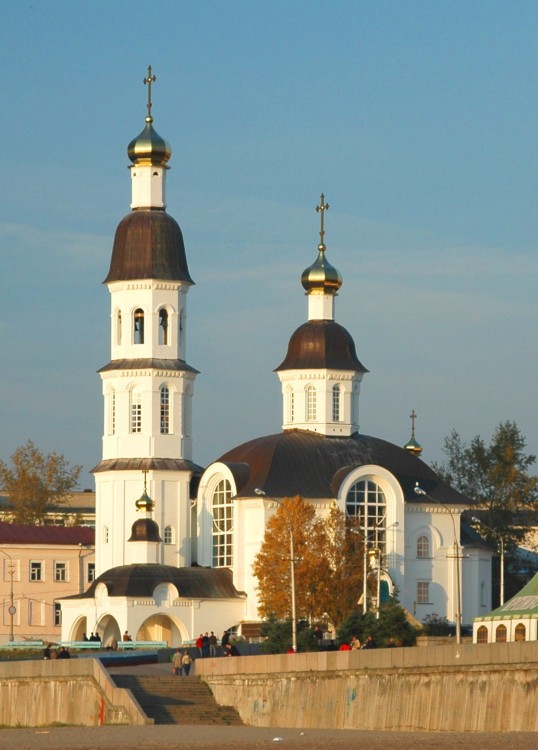 Архангельск. Церковь Успения Пресвятой Богородицы (новая). фасады