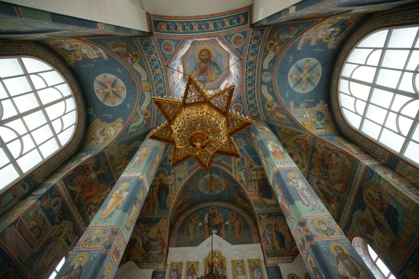 Церковь Успения Пресвятой Богородицы (новая), Архангельск (Архангельск, город, Архангельская область). интерьер и убранство