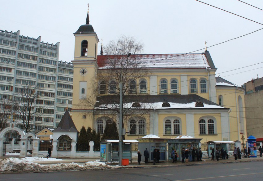 Минск. Собор Петра и Павла. фасады