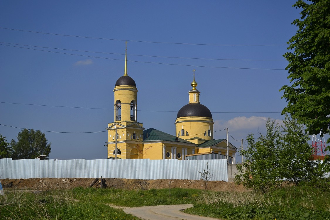 Шарапово. Церковь иконы Божией Матери 