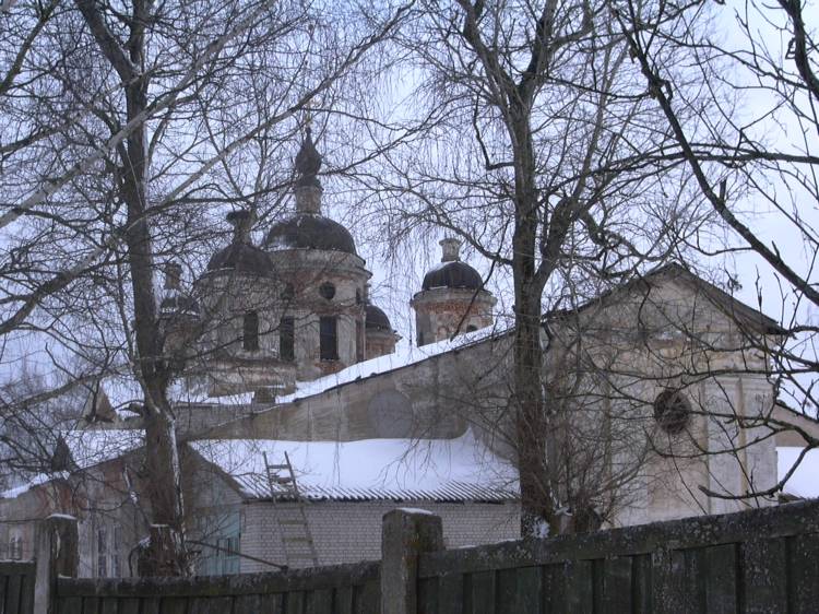 Церковь Николая Чудотворца, Емельяново (Старицкий район, Тверская область). фасады