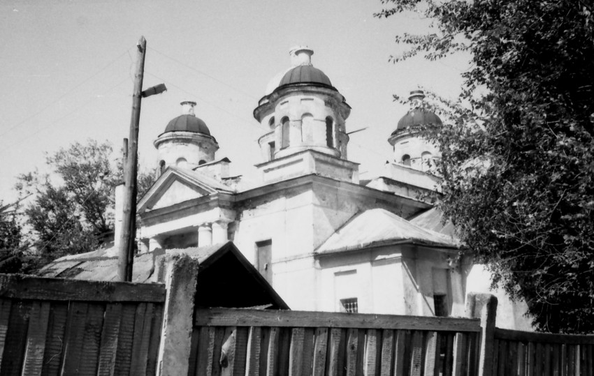 Церковь Николая Чудотворца, Емельяново (Старицкий район, Тверская область). фасады
