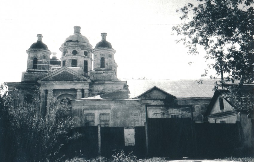 Церковь Николая Чудотворца, Емельяново (Старицкий район, Тверская область). фасады
