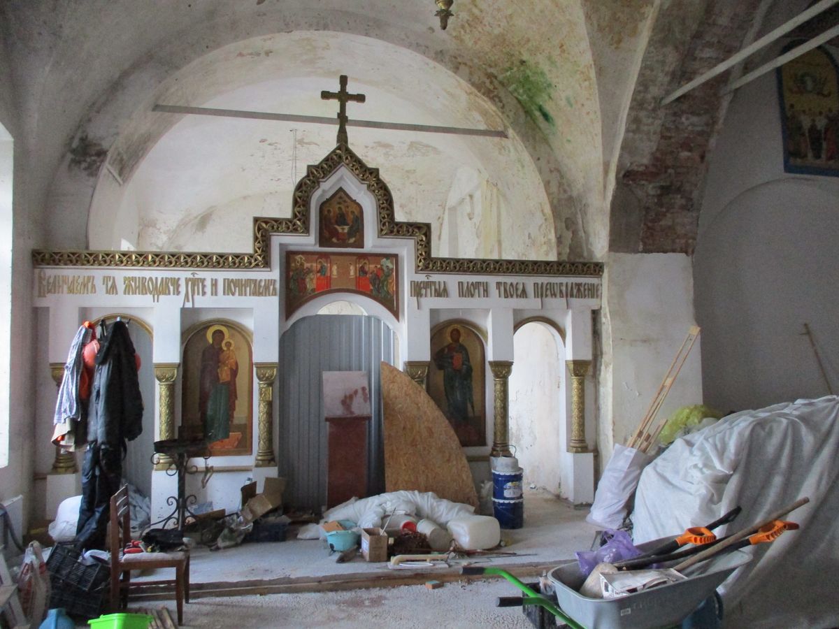 Церковь Николая Чудотворца, Емельяново (Старицкий район, Тверская область). интерьер и убранство