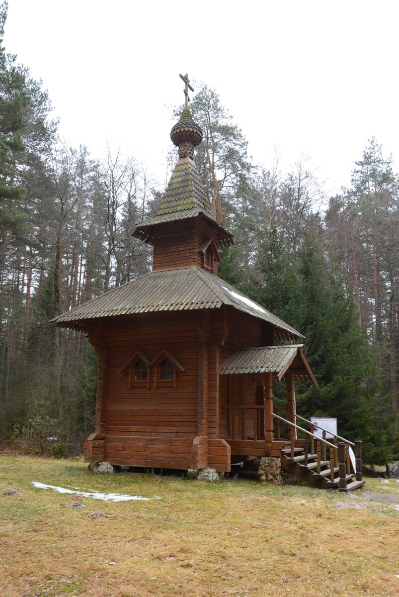 Часовня Казанской иконы Божией Матери, Старое (Хотынецкий район, Орловская область). фасады