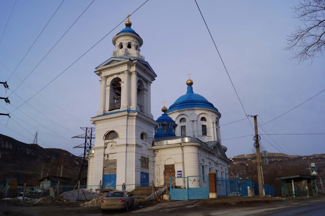 Миньяр. Церковь Введения во храм Пресвятой Богородицы. фасады