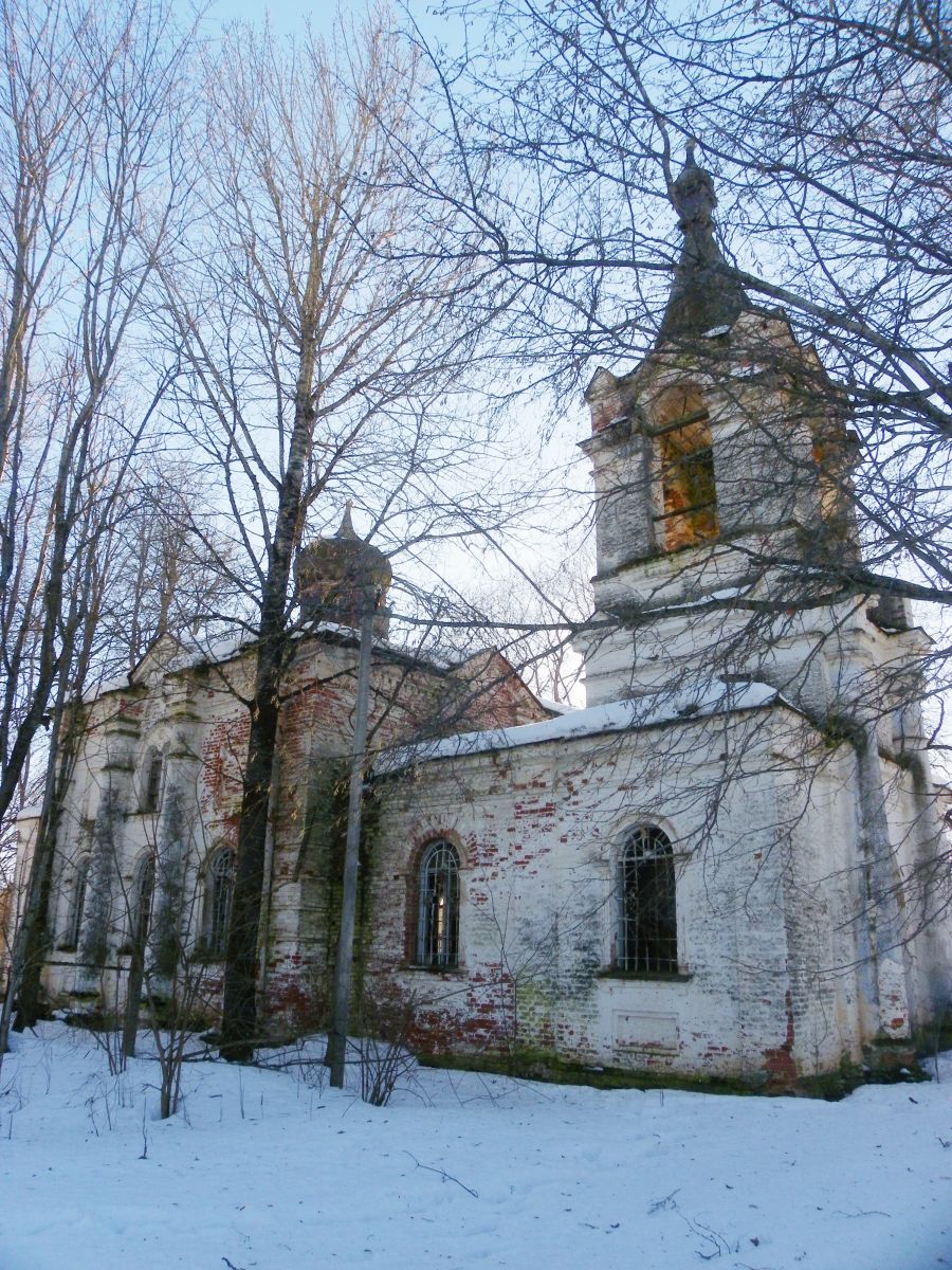 Церковь Николая Чудотворца, Хочени (Батецкий район, Новгородская область). фасады