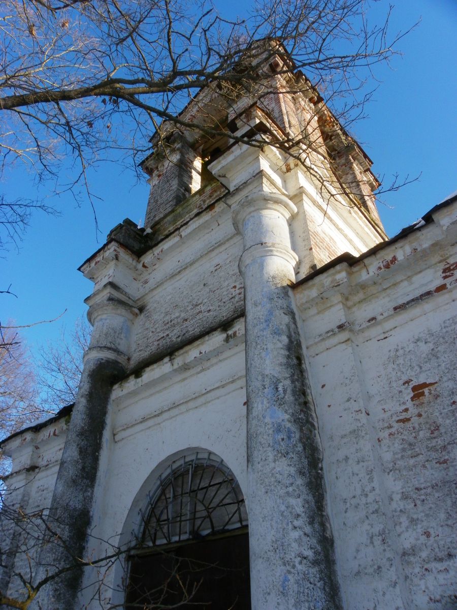 Церковь Николая Чудотворца, Хочени (Батецкий район, Новгородская область). архитектурные детали