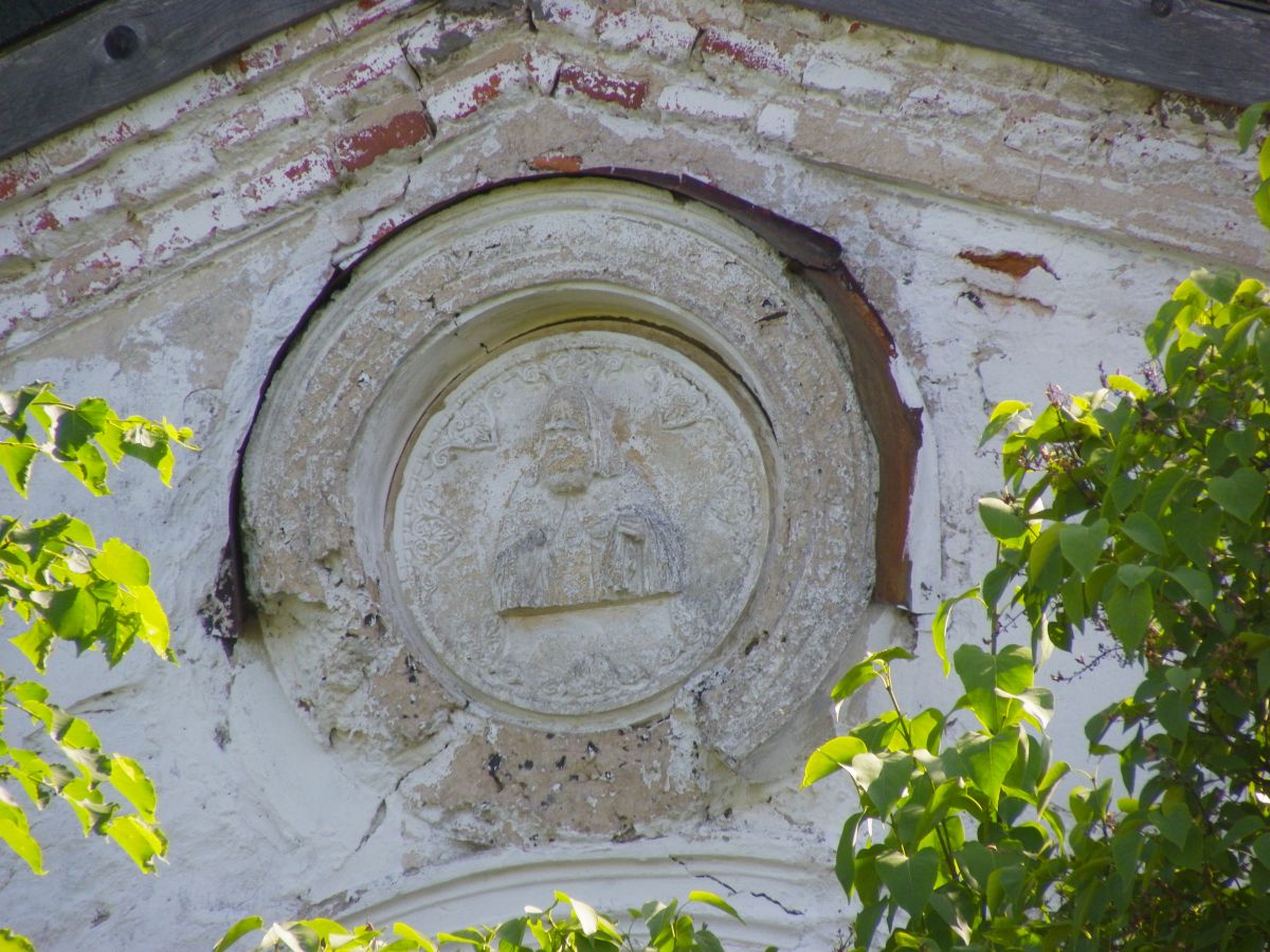 Часовня Михаила Архангела, Белая (Батецкий район, Новгородская область). архитектурные детали
