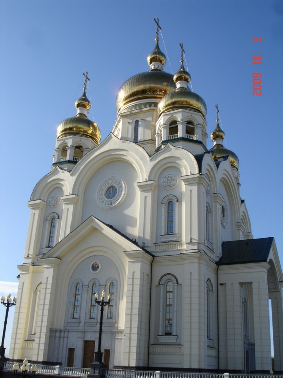 Хабаровск. Кафедральный собор Спаса Преображения. фасады