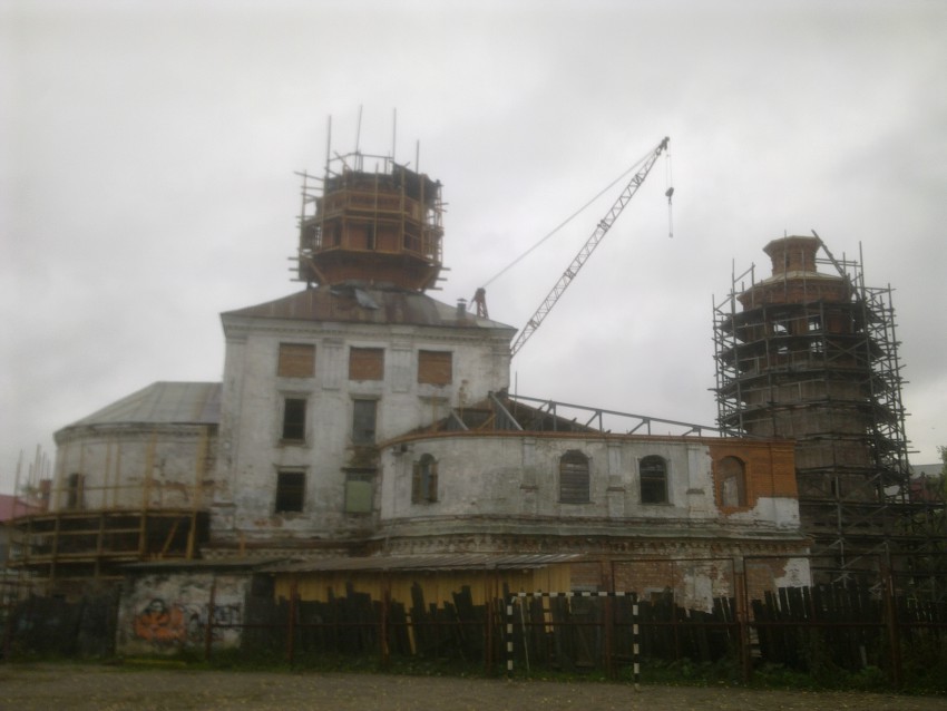 Церковь Троицы Живоначальной, Архангельск (Архангельск, город, Архангельская область). документальные фотографии, вид со стороны Набережной Северной Двины