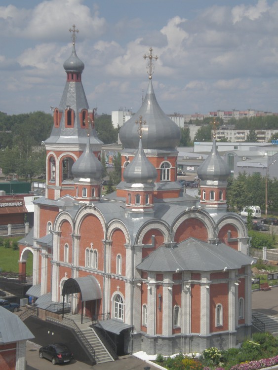 Вятка (Киров). Церковь Пантелеимона Целителя. фасады