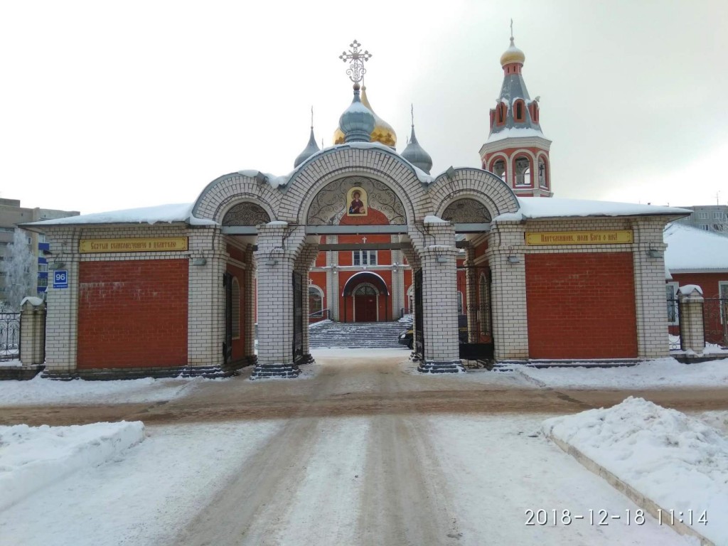 Вятка (Киров). Церковь Пантелеимона Целителя. архитектурные детали