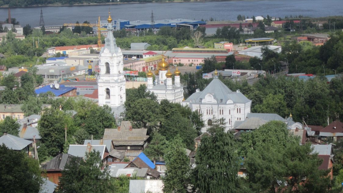 Троицкий Стефанов мужской монастырь, Пермь (Пермь, город, Пермский край). фасады, Вид на монастырь с дома на Восстания 11/а 