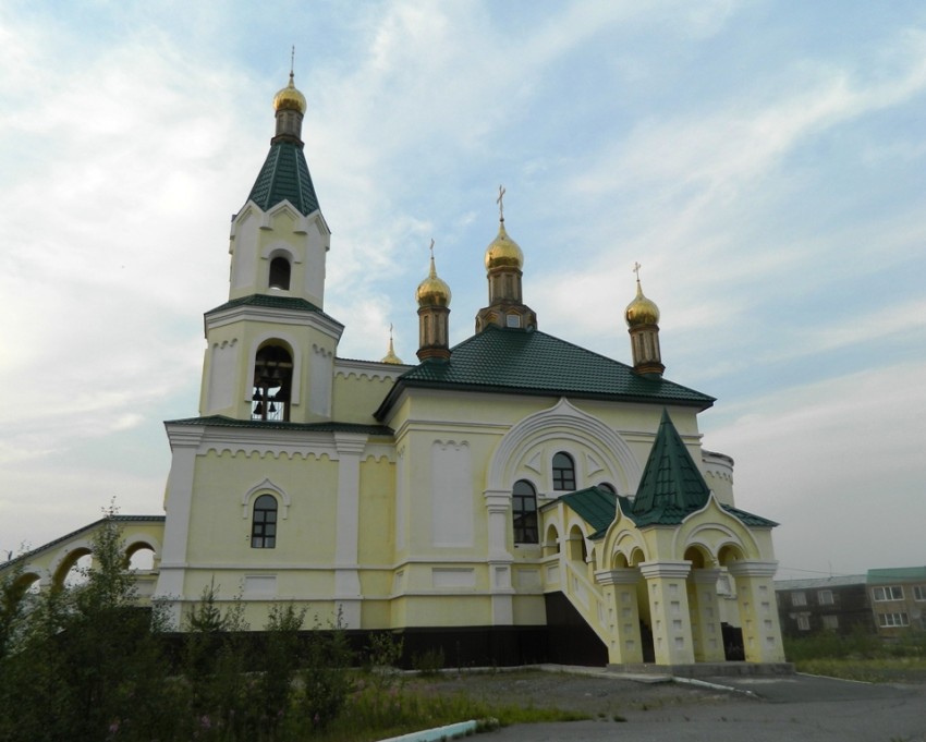 Церковь Георгия Победоносца (новая), Лабытнанги (Лабытнанги, город, Ямало-Ненецкий автономный округ). фасады