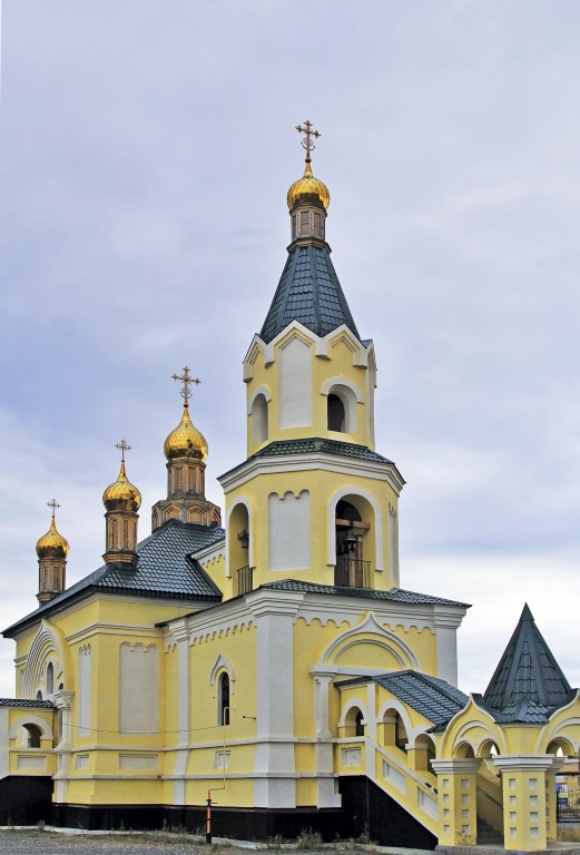 Церковь Георгия Победоносца (новая), Лабытнанги (Лабытнанги, город, Ямало-Ненецкий автономный округ). фасады