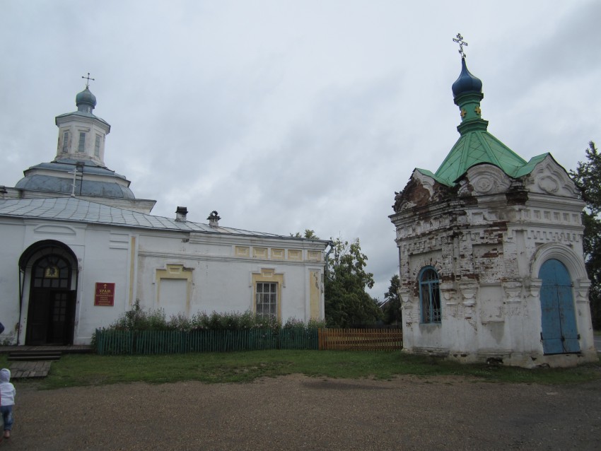 Красногорское. Часовня Спаса Нерукотворного Образа. фасады