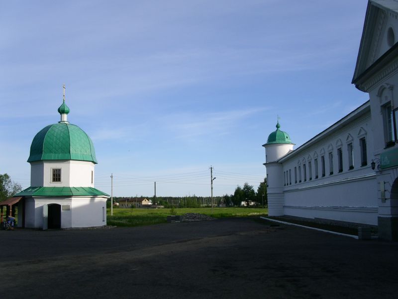 Александро-Свирский монастырь. Надкладезная часовня Александра Свирского, Старая Слобода (Лодейнопольский район, Ленинградская область). фасады
