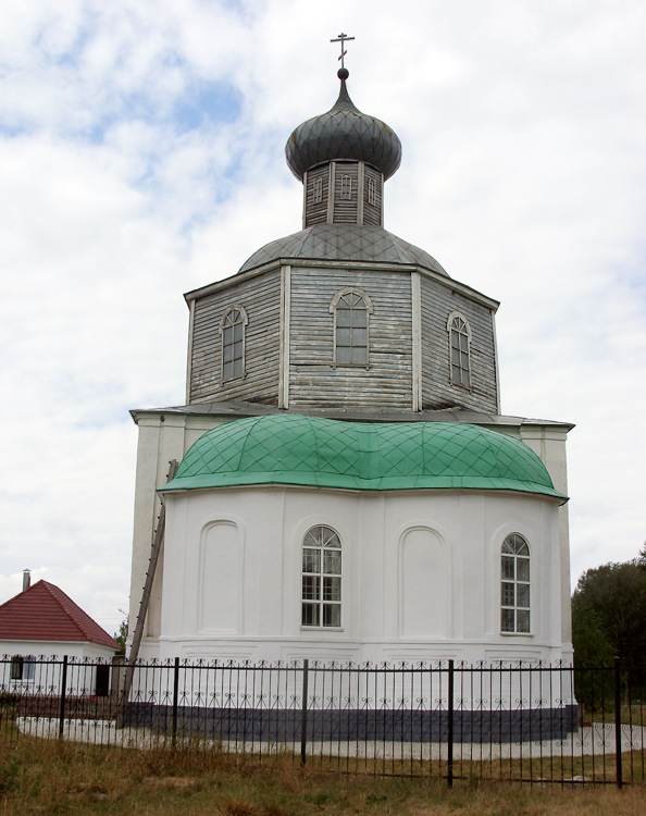 Церковь Преображения Господня, Лаврово (Орловский район, Орловская область). фасады, Восточный фасад храма.
