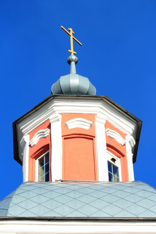 Церковь Илии Пророка (Входа Господня в Иерусалим), Воронеж (Воронеж, город, Воронежская область). архитектурные детали, Завершение основного объема храма
