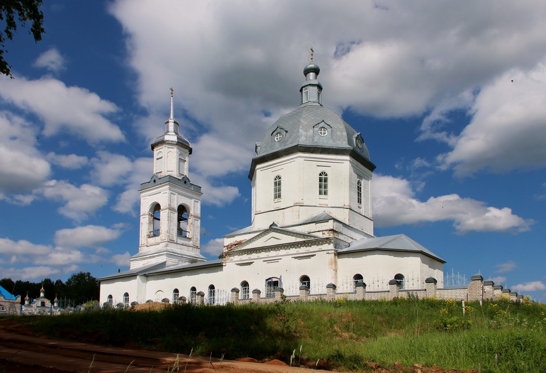 Церковь Казанской иконы Божией Матери, Горохово (Юрьянский район, Кировская область). фасады, Вид с юго-востока.