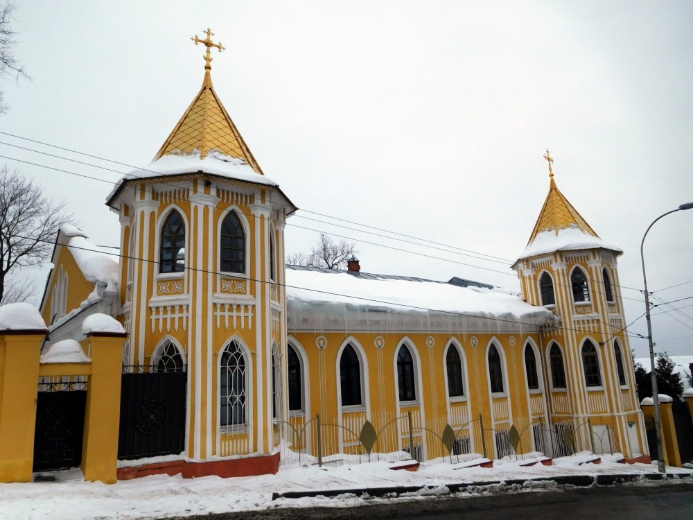 Брянск. Церковь Сергия Радонежского в Архиерейском доме. фасады