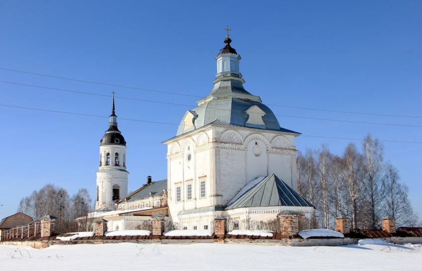 Церковь Троицы Живоначальной, Чудиново (Орловский район, Кировская область). фасады