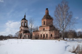 Сухолом. Церковь Петра и Февронии Муромских