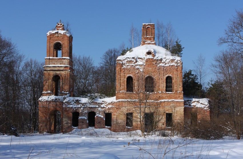 Церковь Преображения Господня, Палатки (Юхновский район, Калужская область). фасады