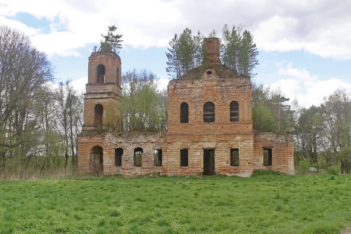 Церковь Преображения Господня, Палатки (Юхновский район, Калужская область). фасады