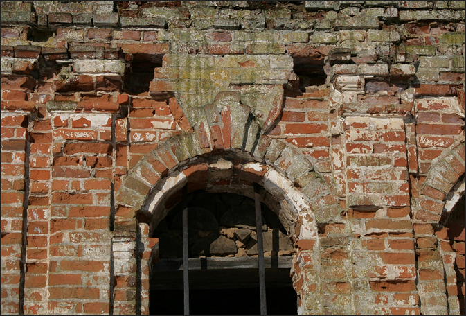 Церковь Сергия Радонежского, Бекасово (Юхновский район, Калужская область). архитектурные детали