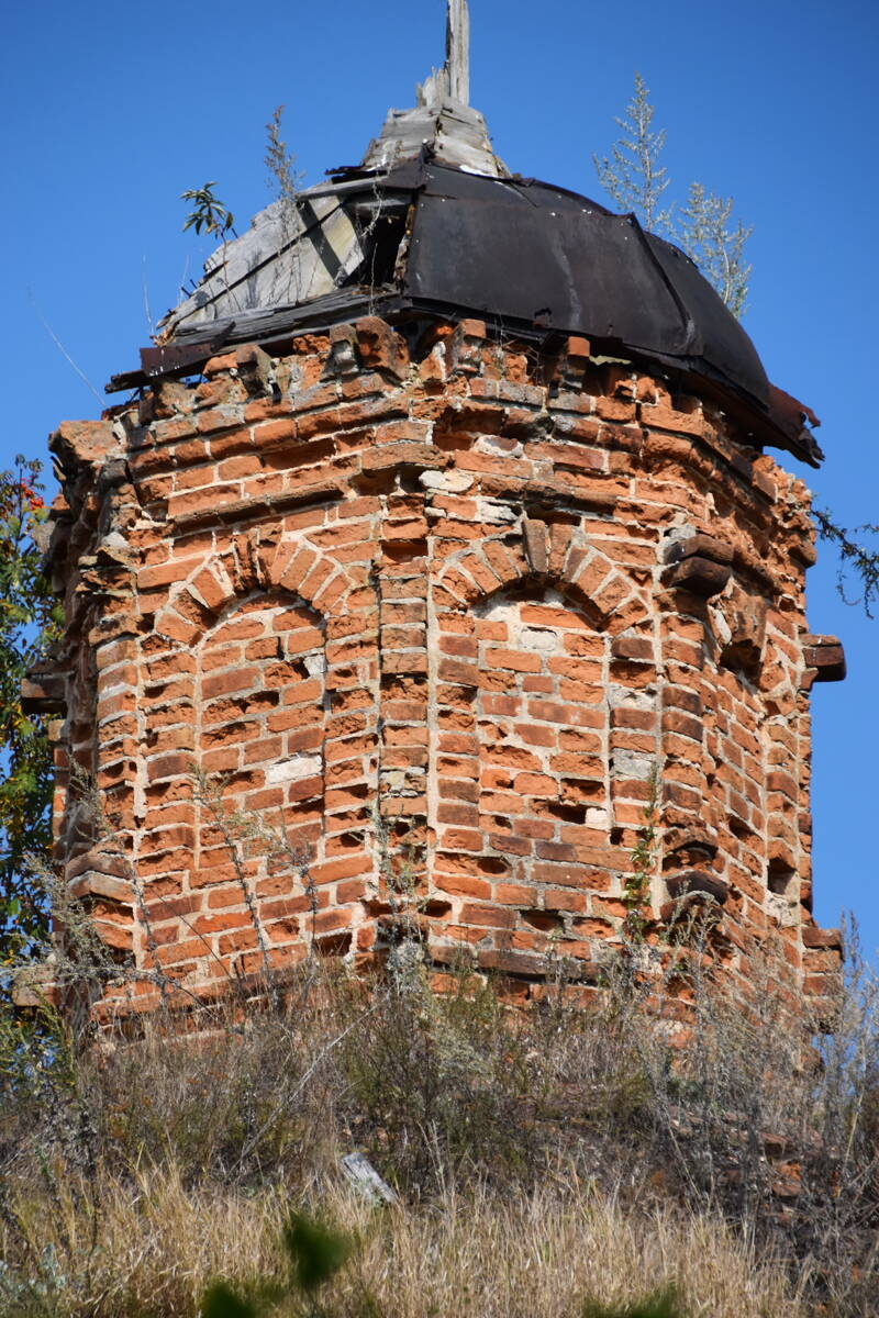 Церковь Сергия Радонежского, Бекасово (Юхновский район, Калужская область). архитектурные детали