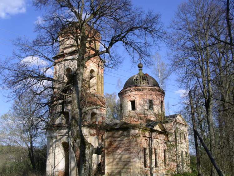 Сергиево. Церковь Троицы Живоначальной. фасады, вид с юго-запада
