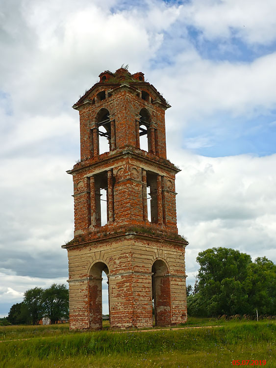Церковь Казанской иконы Божией Матери, Лунёво (Юхновский район, Калужская область). фасады