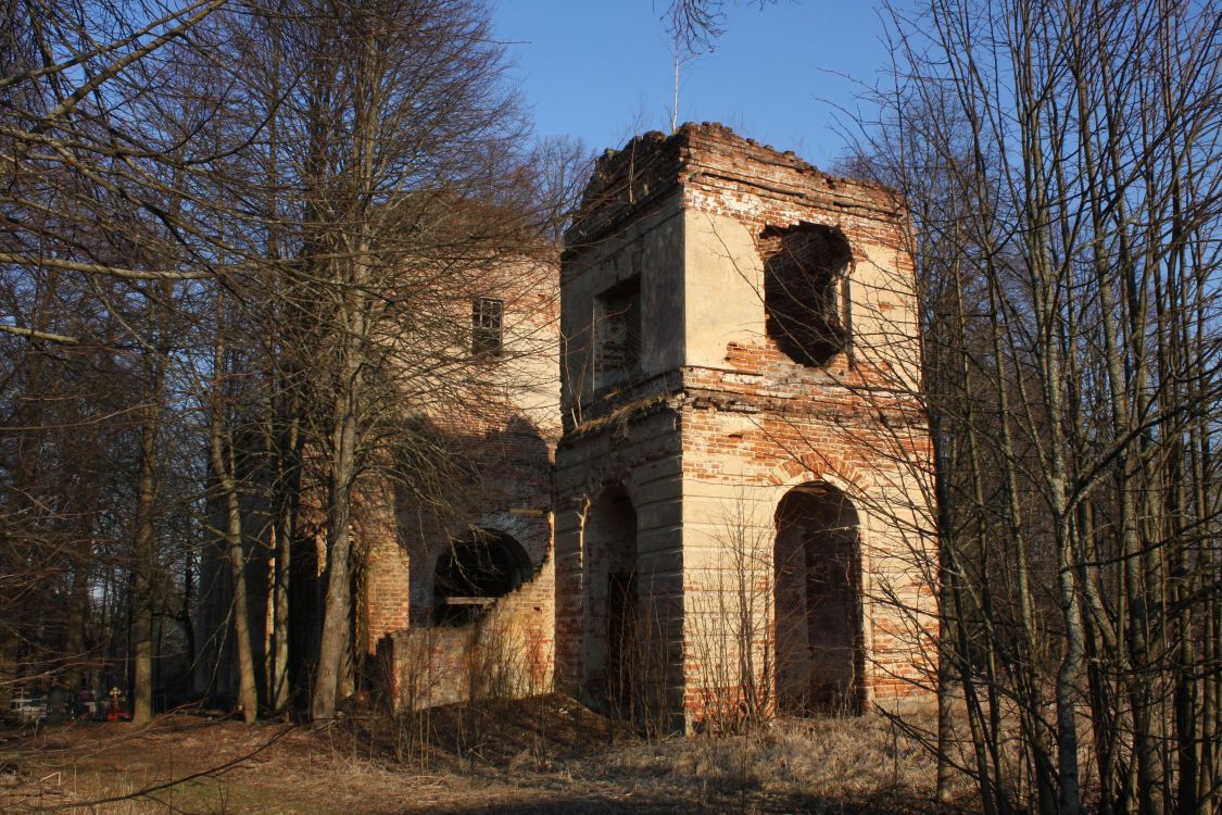 Церковь Параскевы Пятницы, Мочалово (Юхновский район, Калужская область). фасады