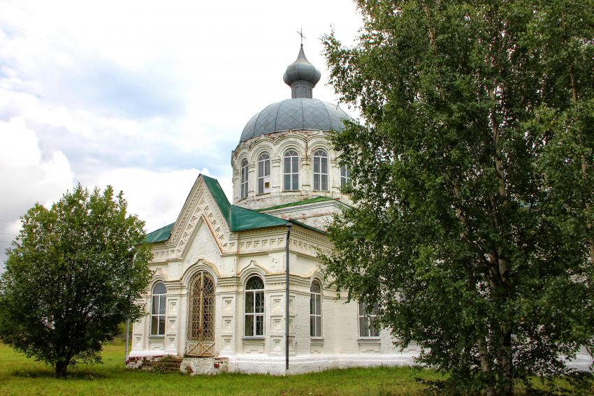 Русское. Церковь Михаила Архангела. фасады, Северный вход