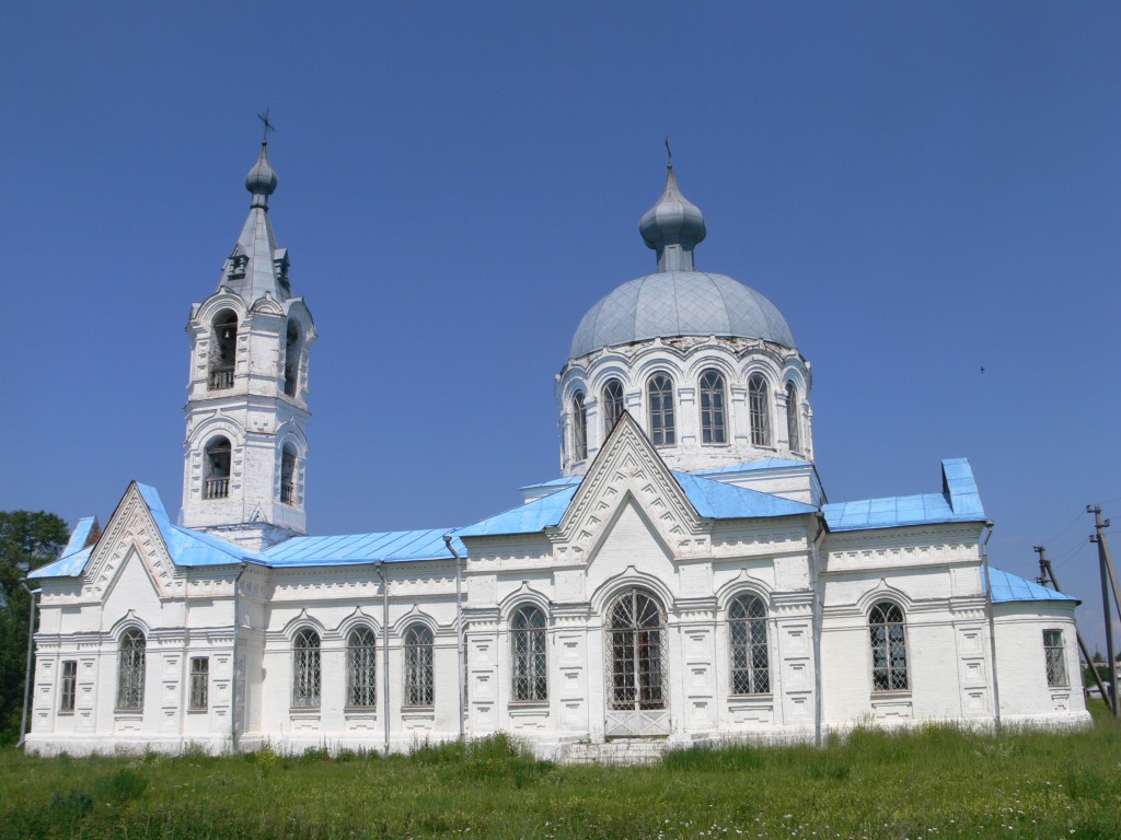 Русское. Церковь Михаила Архангела. фасады