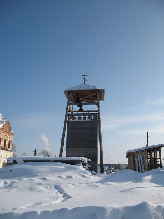Церковь Троицы Живоначальной, Бахта (Вятка (Киров), город, Кировская область). архитектурные детали