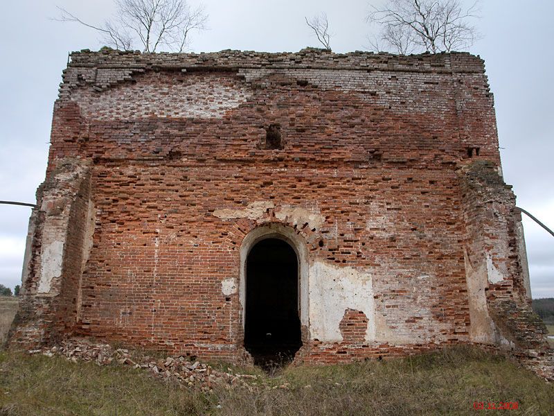 Церковь Троицы Живоначальной, Старый Березай (Бологовский район, Тверская область). архитектурные детали