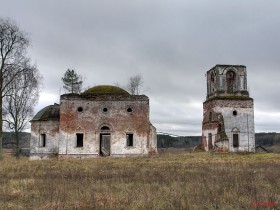 Старый Березай. Церковь Троицы Живоначальной