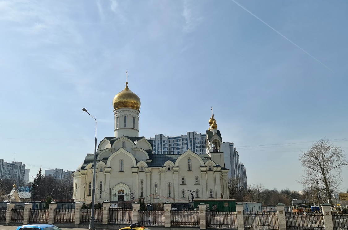 Раменки. Церковь Андрея Рублева в Раменках. фасады, Вид с севера